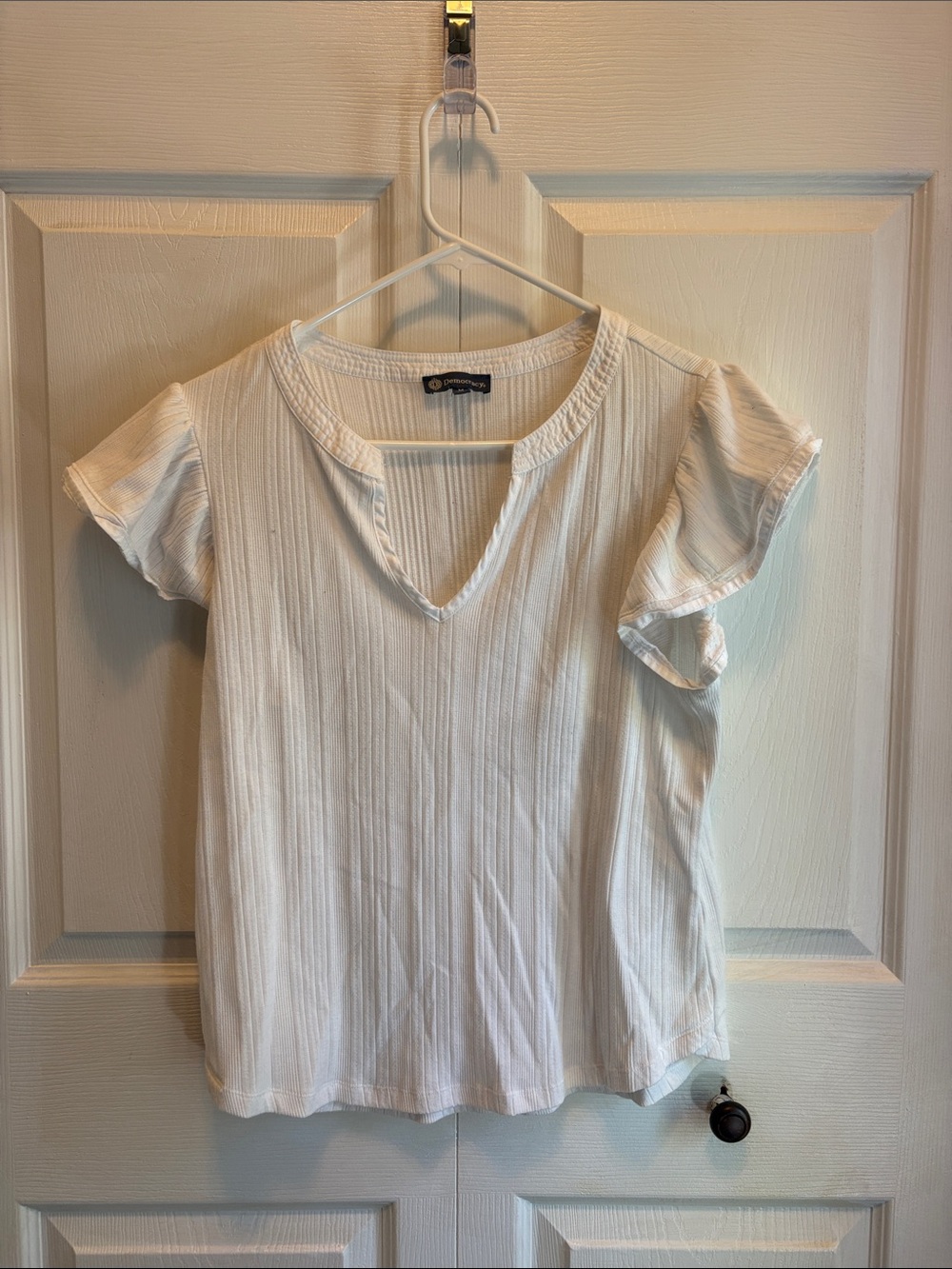 Democracy White Ribbed V-Neck Ruffle Sleeve Top